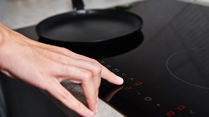 Difference between an electric stove and an induction stove - BonPrix Électroménagers