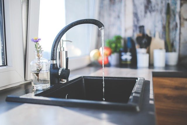How to Choose the Right Kitchen Sink and Faucet - BonPrix Électroménagers