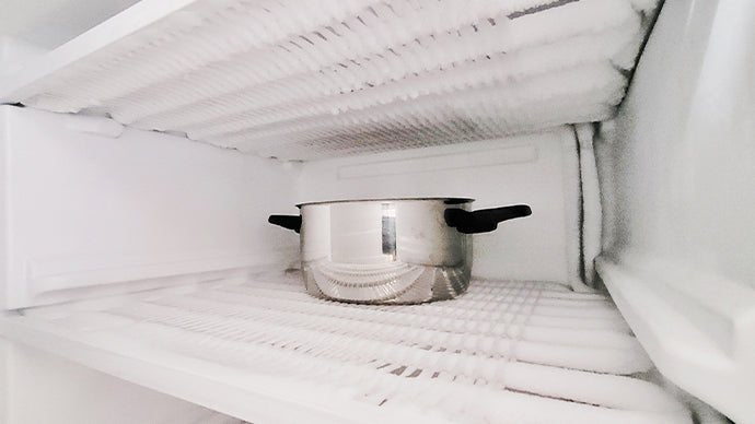 How to defrost my refrigerator?