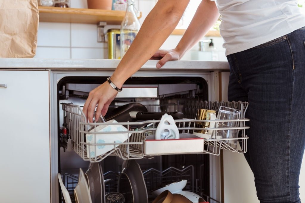 The Benefits of a Second Dishwasher for Busy Families - BonPrix Électroménagers