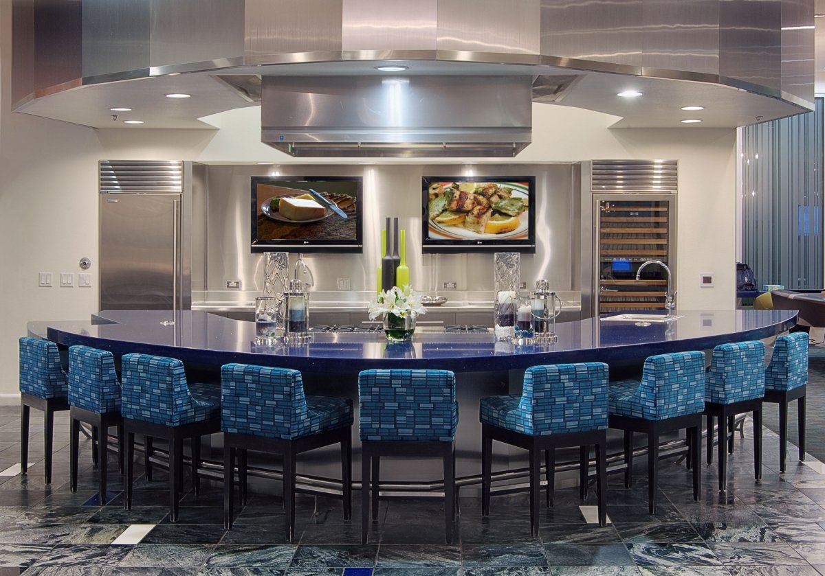 Tips for Hosting a Kitchen Appliance Demo Party - BonPrix Électroménagers
