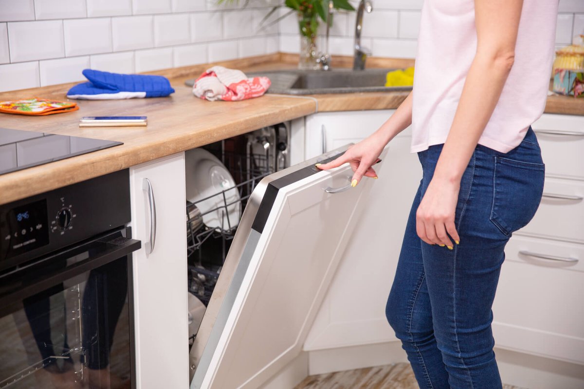 Troubleshooting Common Dishwasher Problems: A DIY Guide - BonPrix Électroménagers