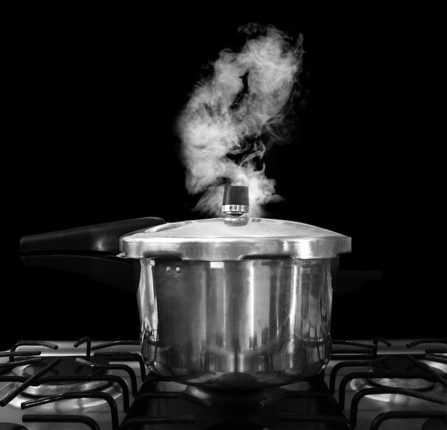 Ways to Save Energy with Your Cooking Appliances - BonPrix Électroménagers