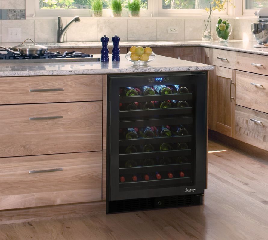 Wine Cooler vs. Mini Fridge: Which Is Right for You? - BonPrix Électroménagers