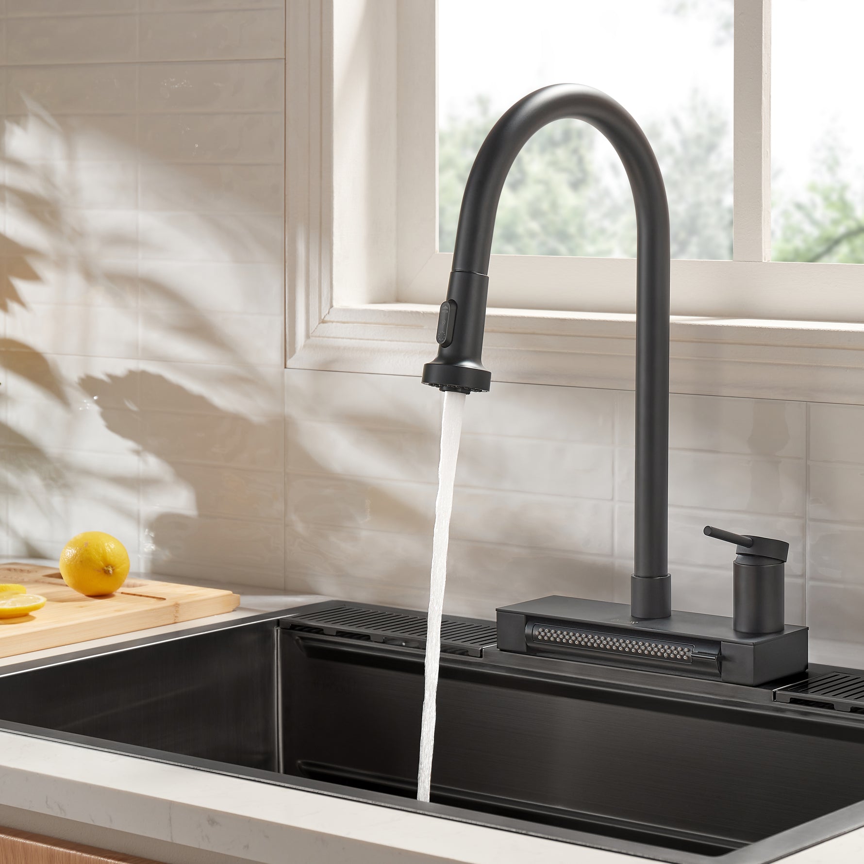 FORNO ACQUA 4 Function Waterfall  Pull-Down Kitchen Faucet Black
