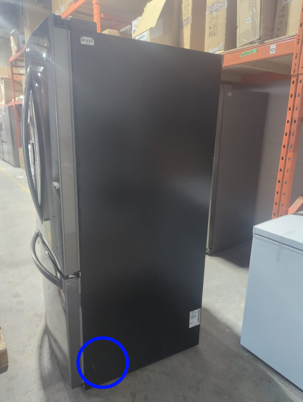 LRFS28XBD - REFRIGERATORS - LG - French 3-Door - Black Stainless - Open Box - BonPrix Électroménagers