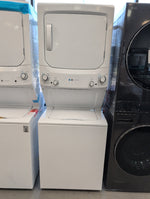 GUD27EEMNWW - LAUNDRY CENTERS - GE - Stacked Washer/Dryer - Electric - White - Open Box - BonPrix Électroménagers