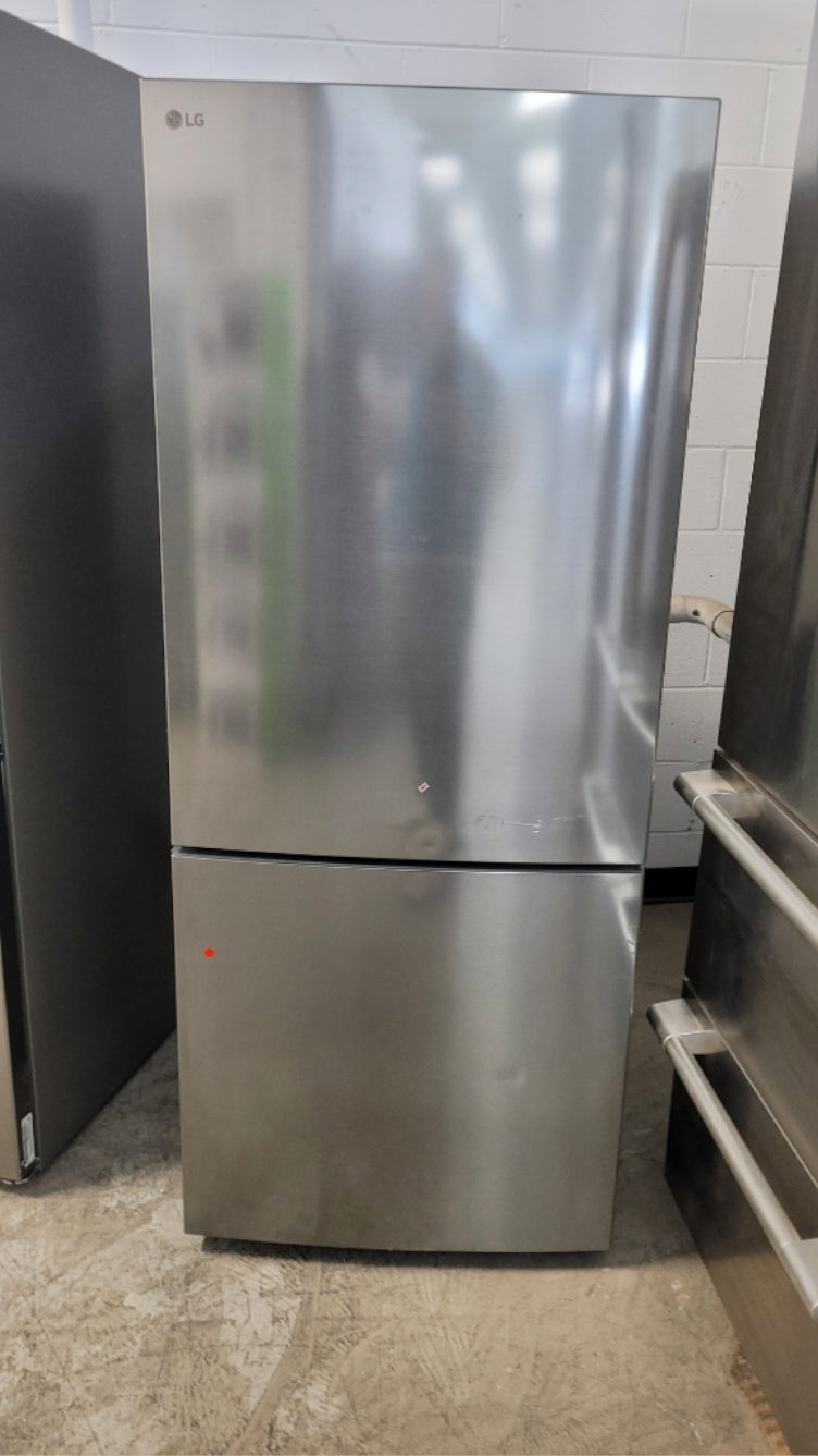 LBNC15251V - REFRIGERATORS - LG - Bottom Freezer - Platinum - Open Box