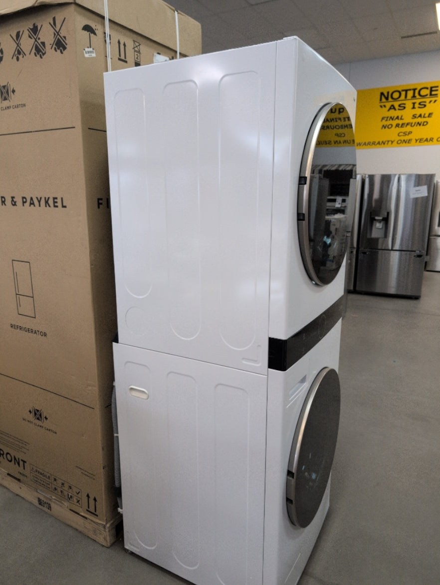 WKE100HWA - LAUNDRY CENTERS - LG - Stacked Washer/Dryer - Electric - White - Open Box - BonPrix Électroménagers