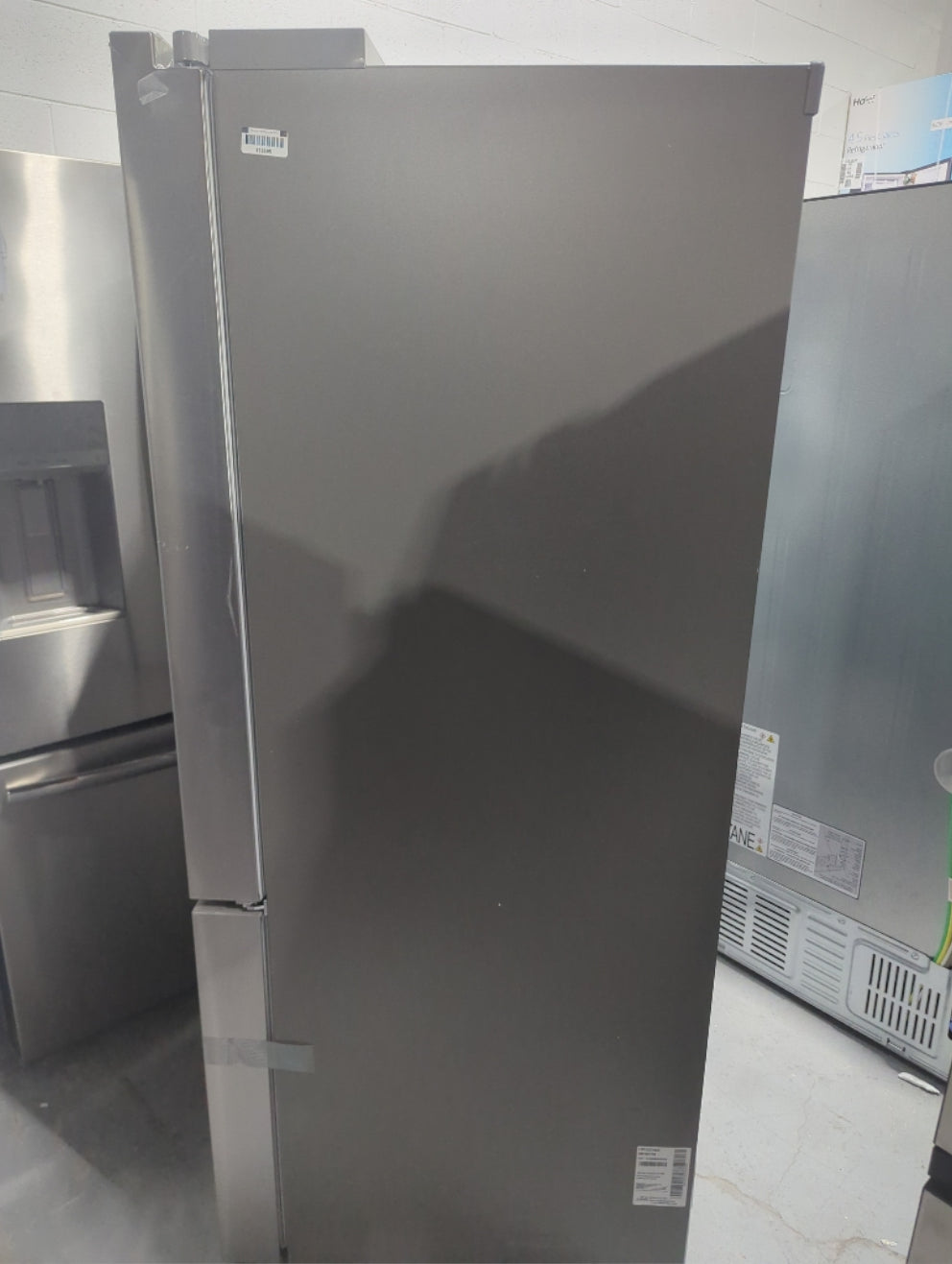 LRFLC2706S - REFRIGERATORS - LG - French 3-Door - Stainless Steel - Open Box