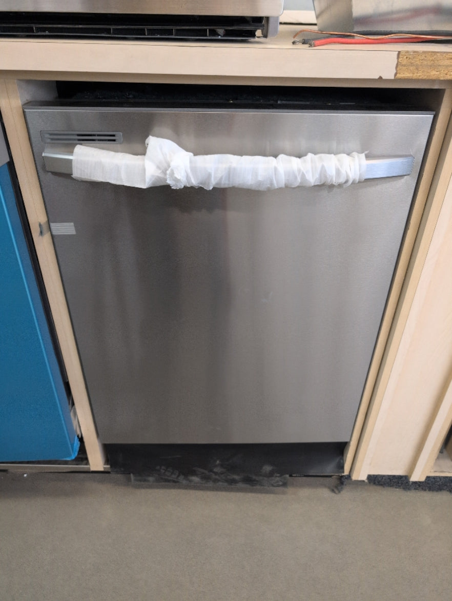 DW80CG4021SR - DISHWASHERS - Samsung - Top Controls - Stainless Steel - Open Box