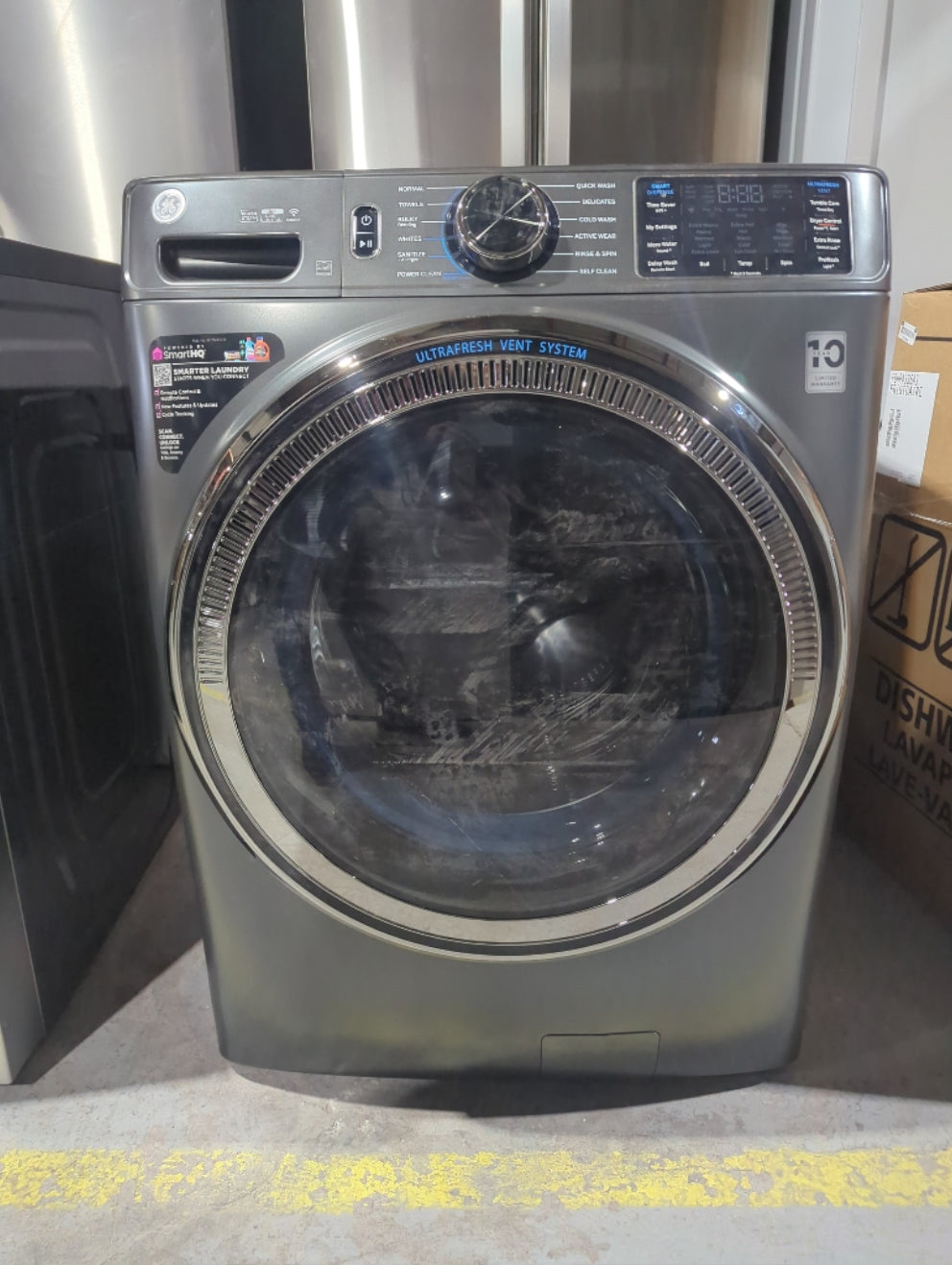 GFW655SPVDS - WASHERS - GE - Front Loading - Carbon Graphite - Open Box - BonPrix Électroménagers