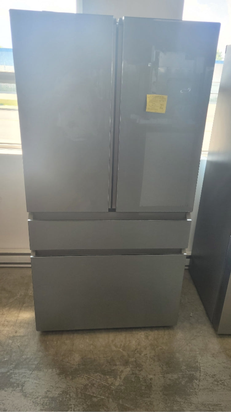 CJE23DM5WS5 - REFRIGERATORS - Café - French 4-Door - Platinum Glass - Open Box