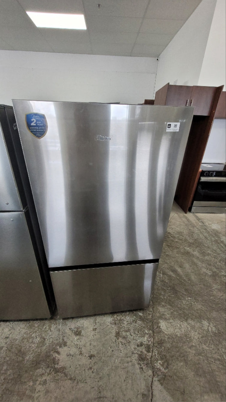 MRB23D5AST - REFRIGERATORS - Midea - Bottom Freezer - Stainless Steel - Open Box