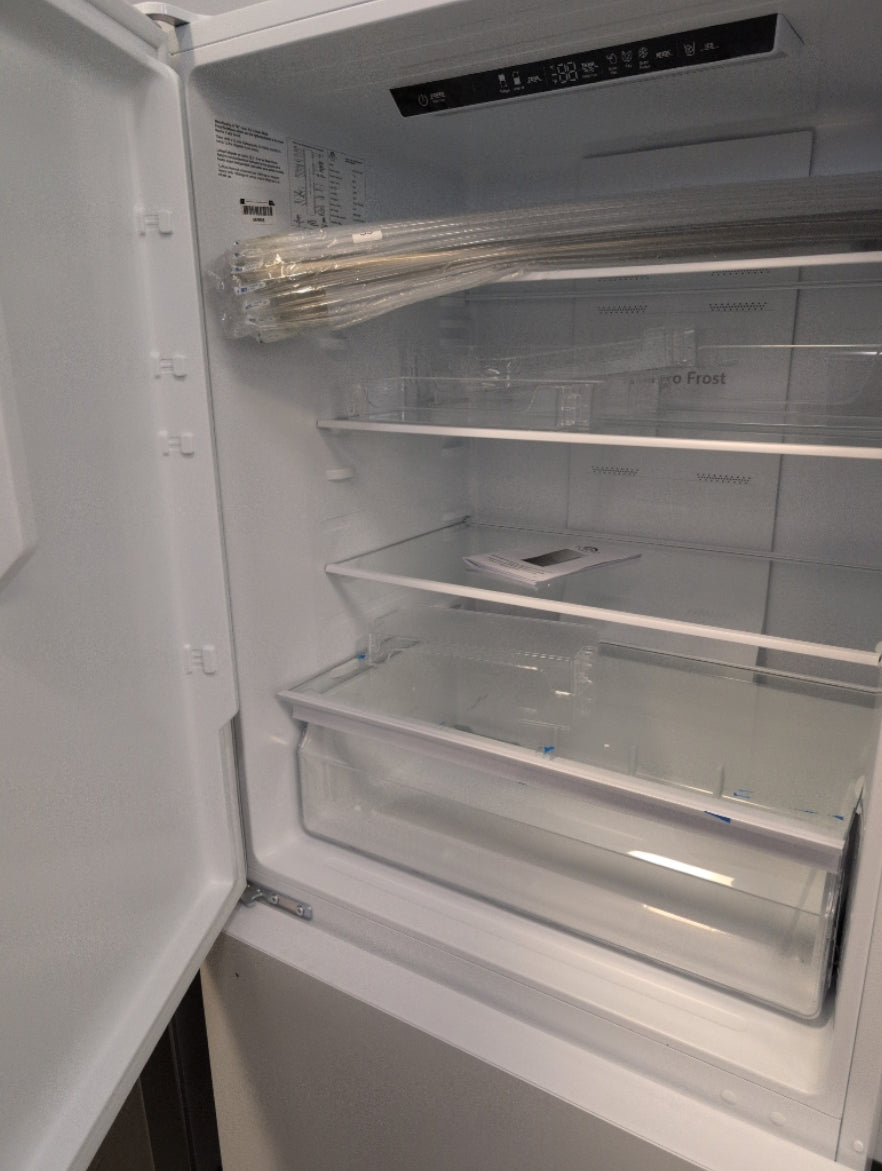 FFFFD1786-31WHT - REFRIGERATORS - Forno - Bottom Mount - White - Open Box - BonPrix Électroménagers