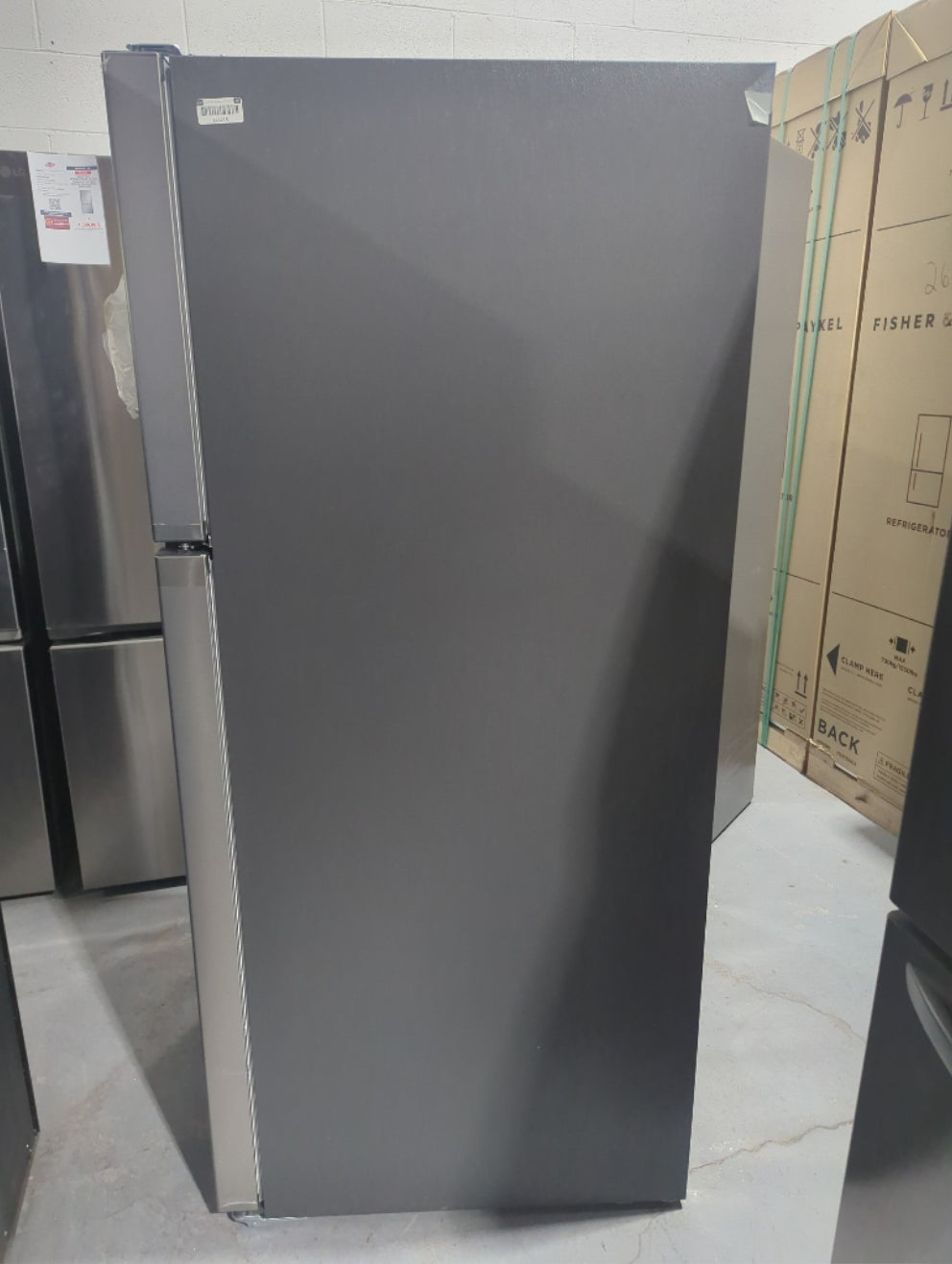 GRTE2055AF - REFRIGERATORS - Frigidaire - Top Freezer - Stainless Steel - Open Box - BonPrix Électroménagers