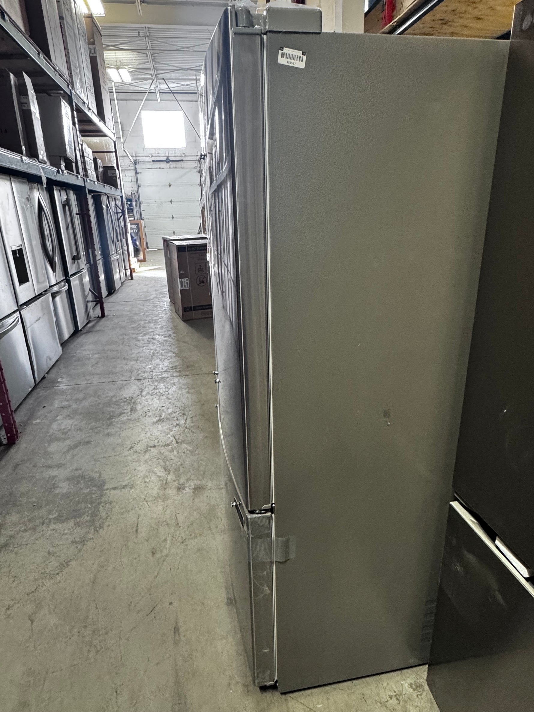LRFS28XBS - REFRIGERATORS - LG - French 3-Door - Stainless Steel - Open Box - BonPrix Électroménagers