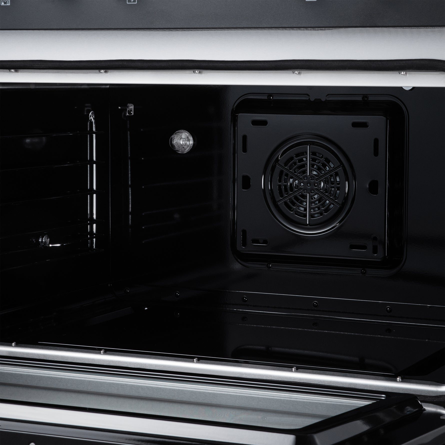 Torino 36 Inch Induction Range, 10,900W cooktop, 5.36 cf. True Convection Oven, Air Fry, Air Sous Vide, Smudge Resistant, Black