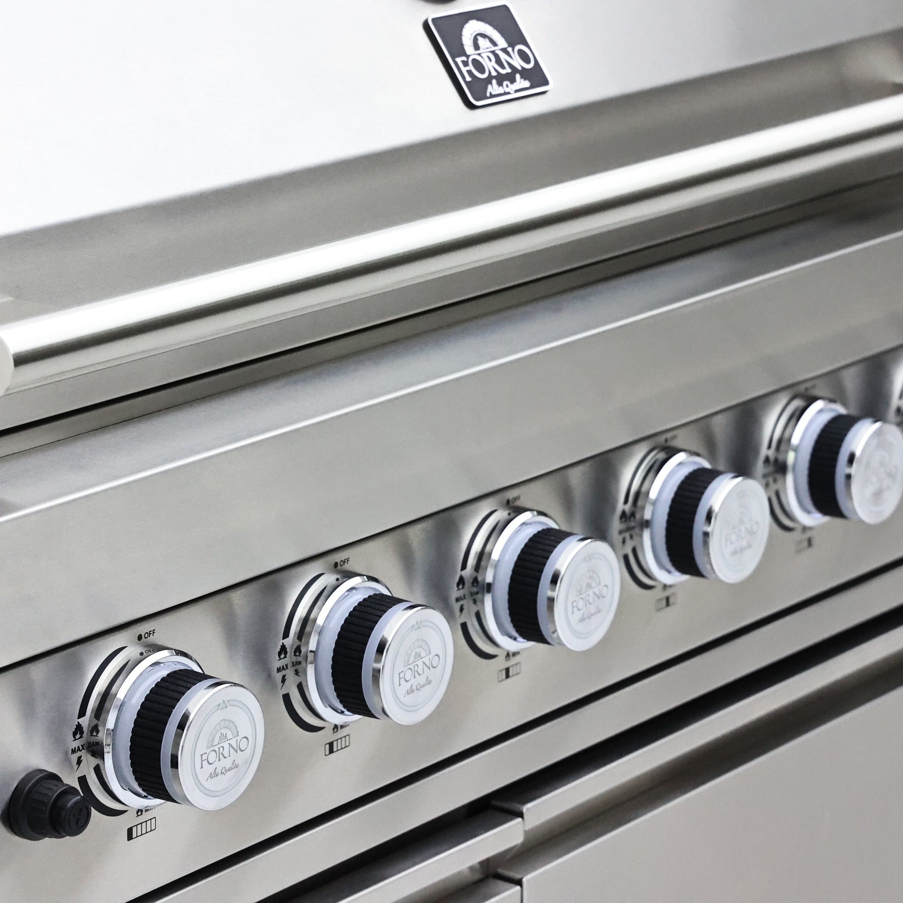 FORNO Bulnes 40-Inch BBQ, 95,000 BTU, 5 Burners, Sear & Rotisserie Infrared with Side Burner, Stainless Steel Outdoor Kitchen with 1.8 cu.ft. Beverage Center & Black Granite Countertops - BonPrix Électroménagers