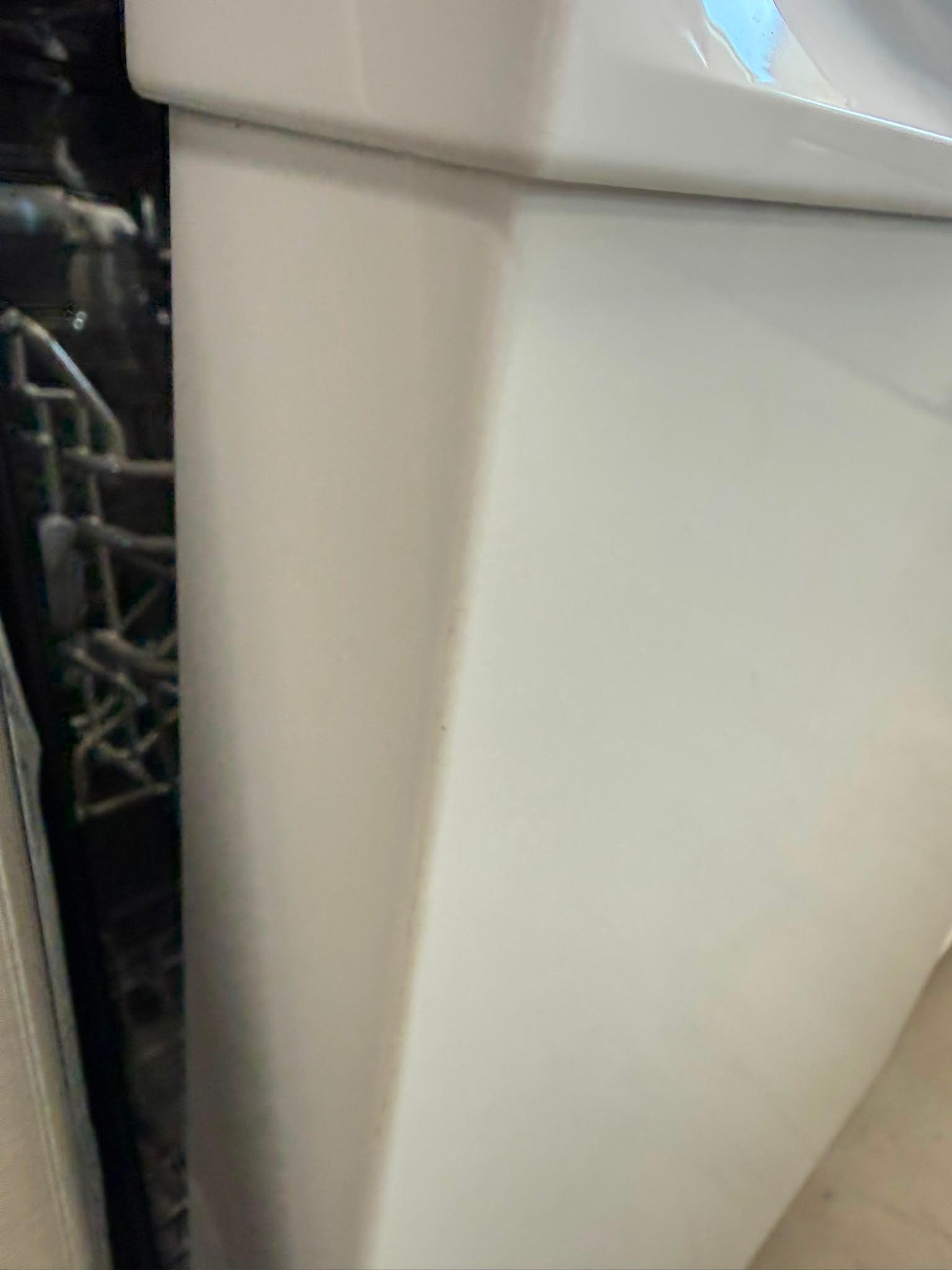 MDF24P1BWW - DISHWASHERS - Midea - Top Controls - White - Open Box