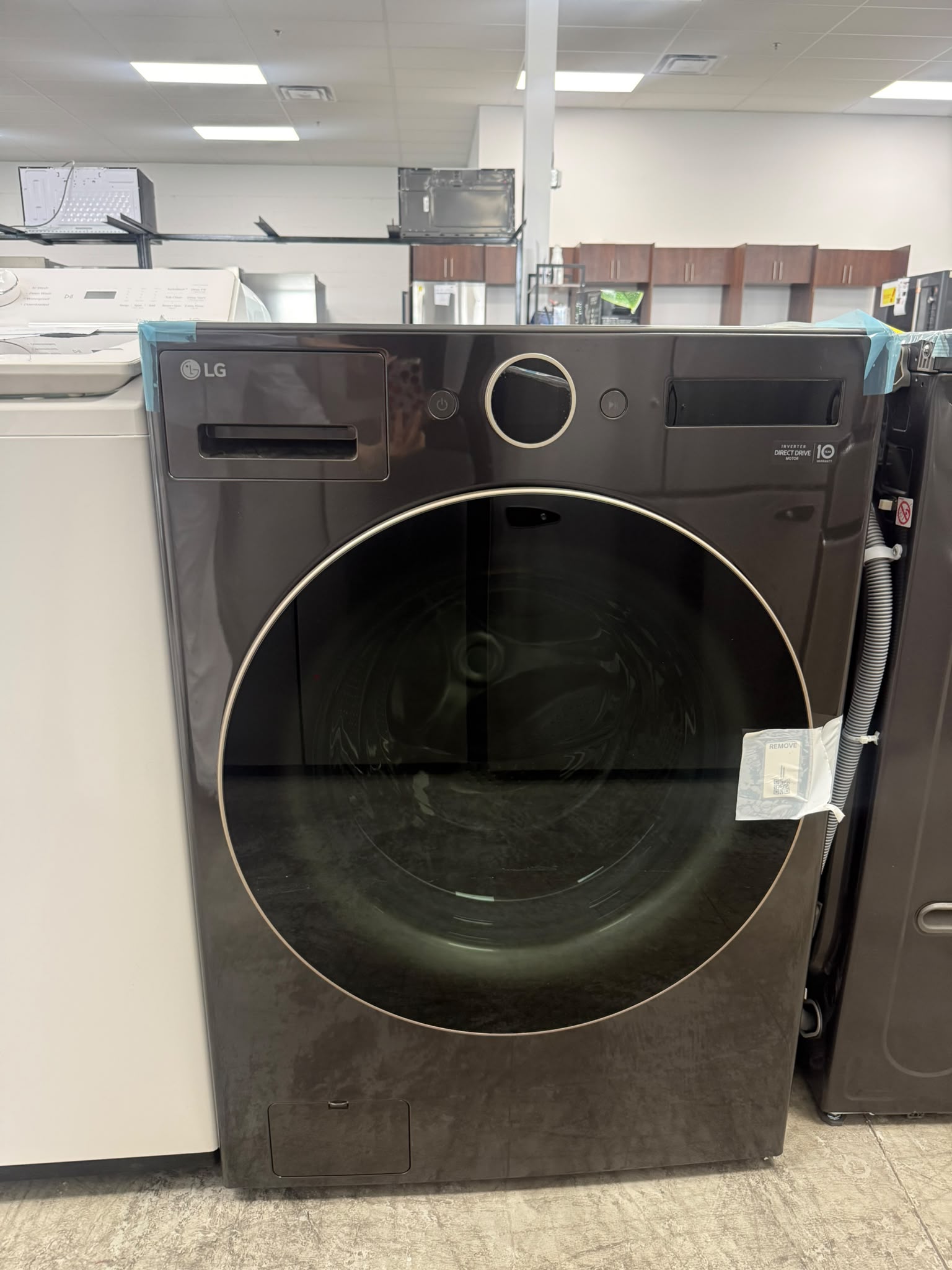 WM6500HBA - WASHERS - LG - Front Loading - Black Stainless - Open Box