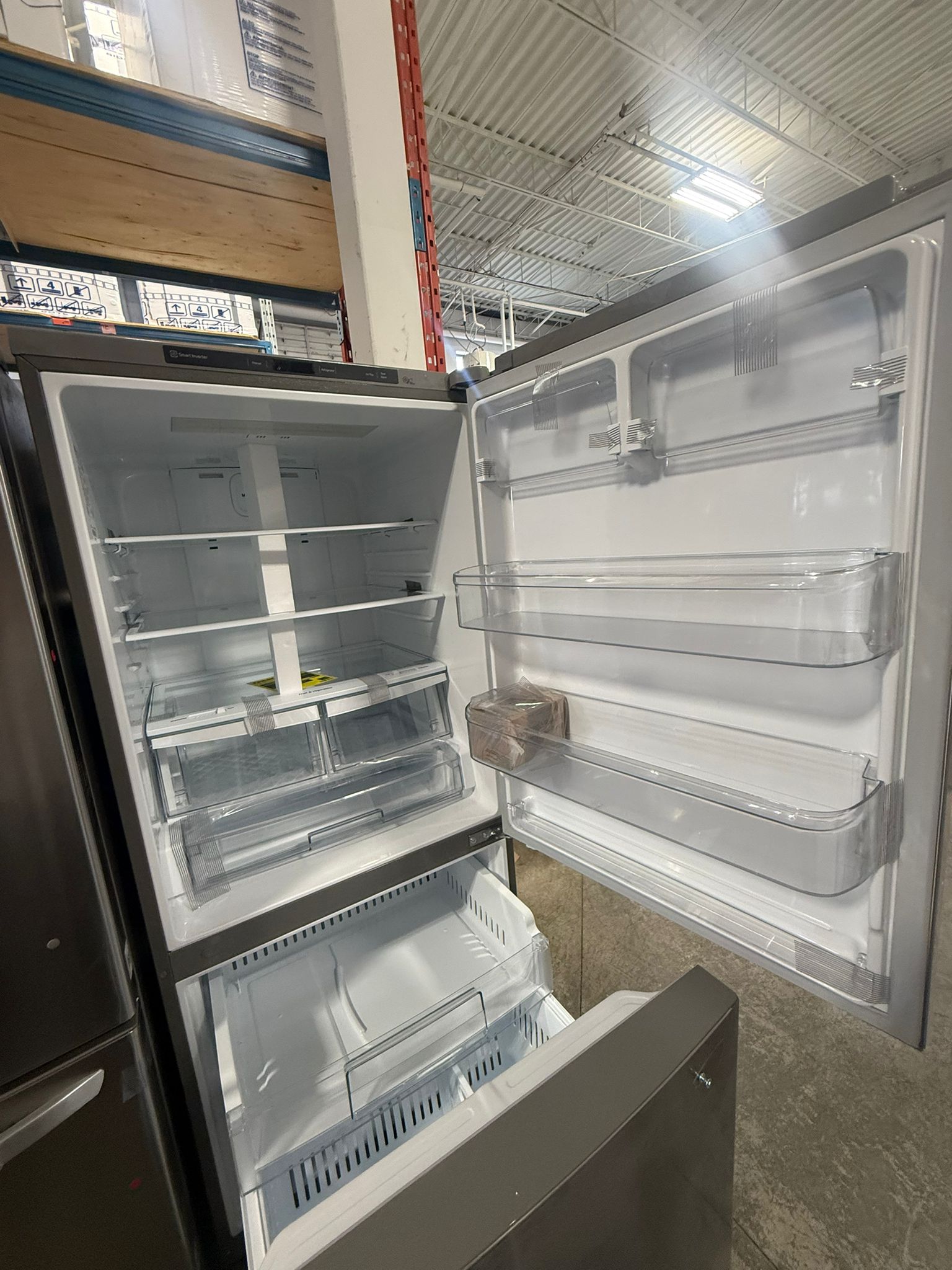 LRDNS2200S - REFRIGERATORS - LG - Bottom Freezer - Stainless Steel - Open Box