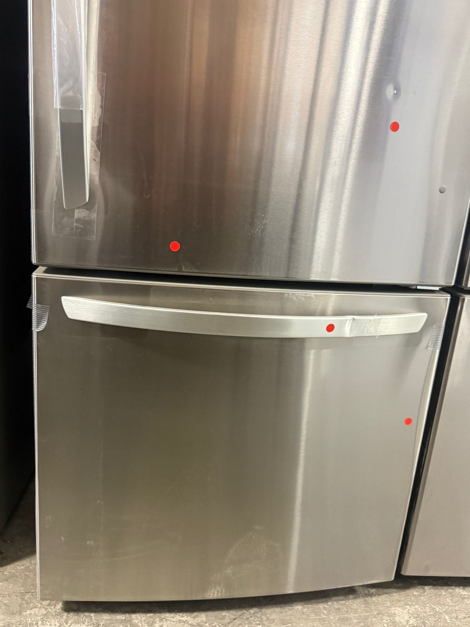 LRDNS2200S - REFRIGERATORS - LG - Bottom Freezer - Stainless Steel - Open Box
