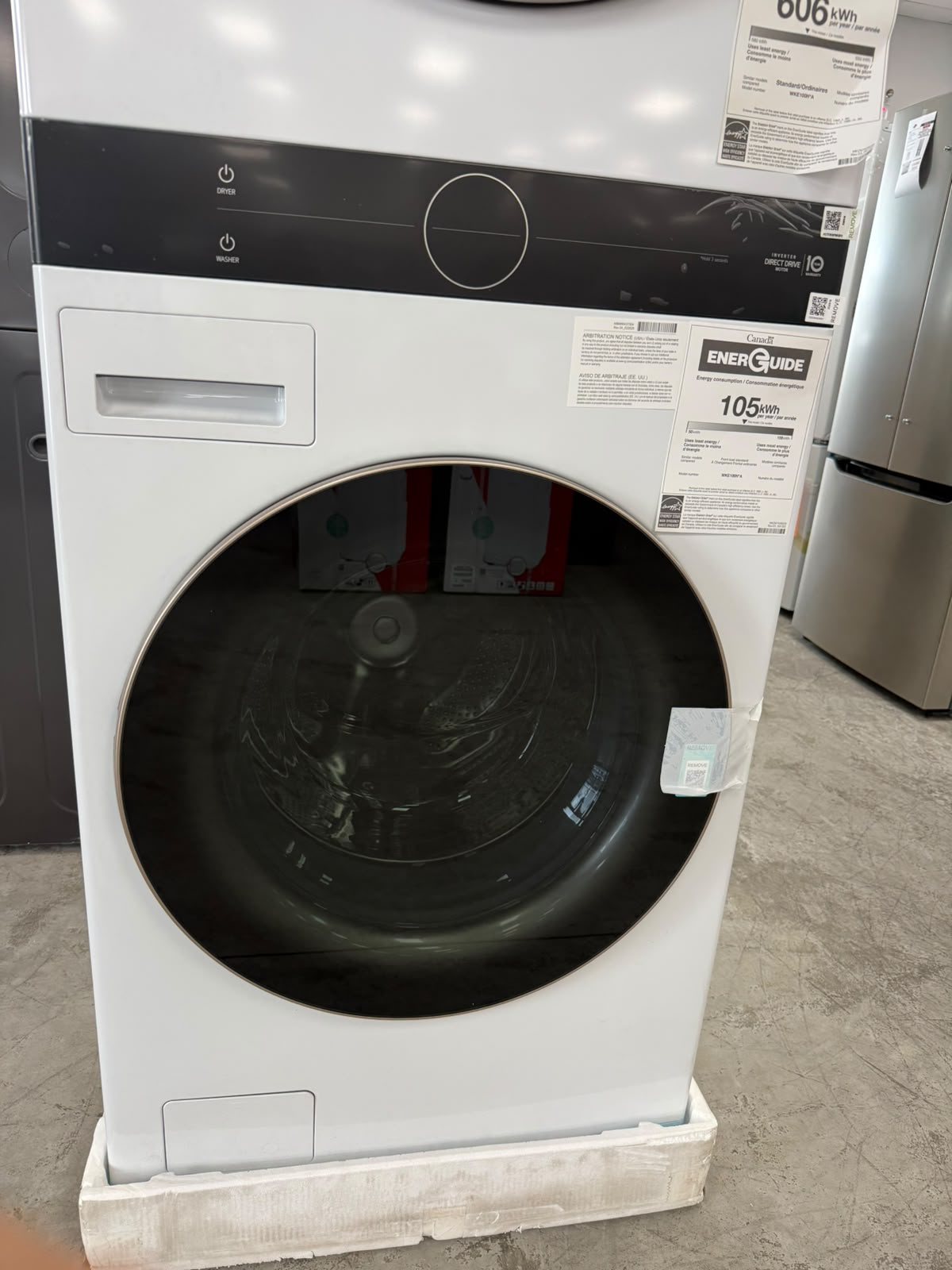 WKE100HWA - LAUNDRY CENTERS - LG - Stacked Washer/Dryer - Electric - White - Open Box