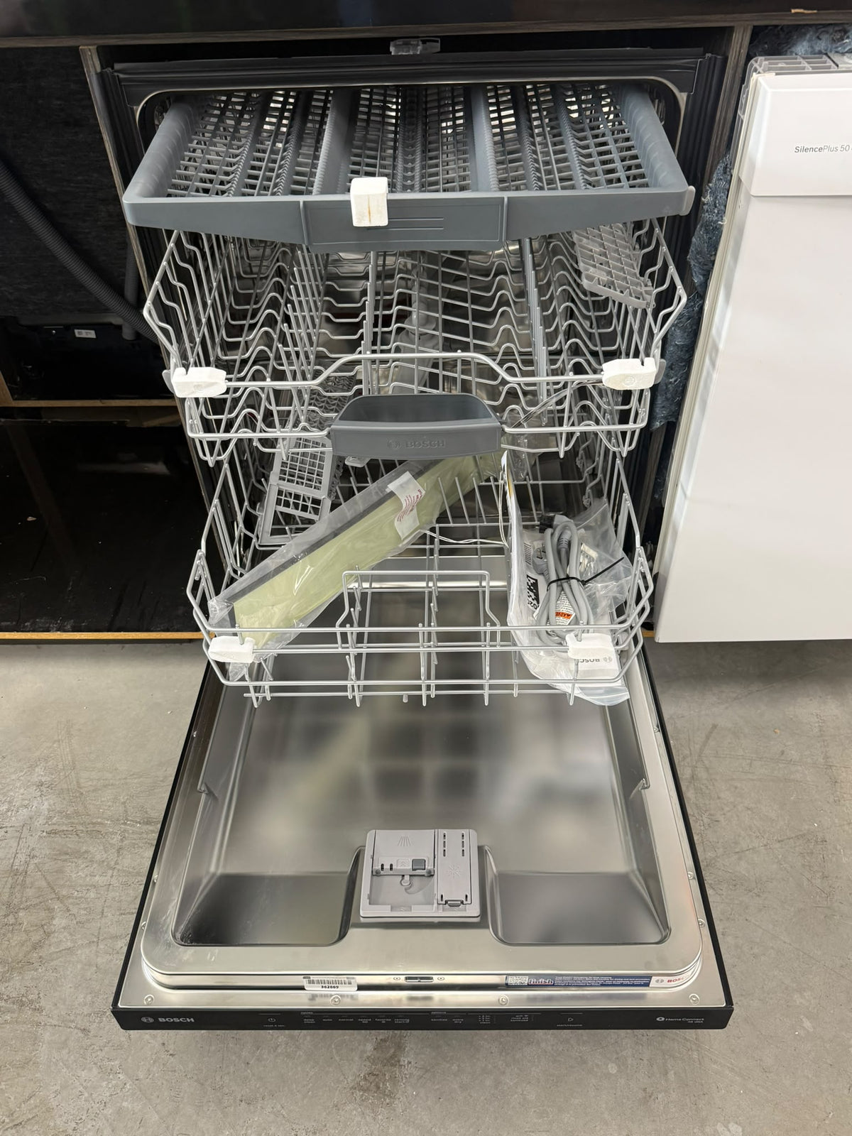 SHP53EM6N - DISHWASHERS - Bosch - Top Controls - Black - Open Box