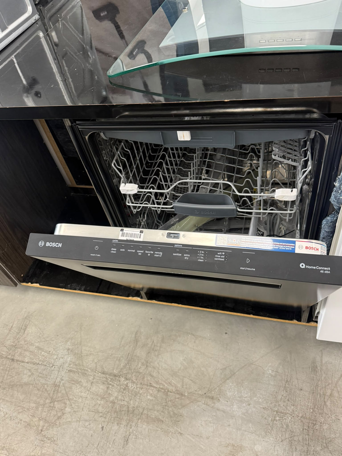 SHP53EM6N - DISHWASHERS - Bosch - Top Controls - Black - Open Box