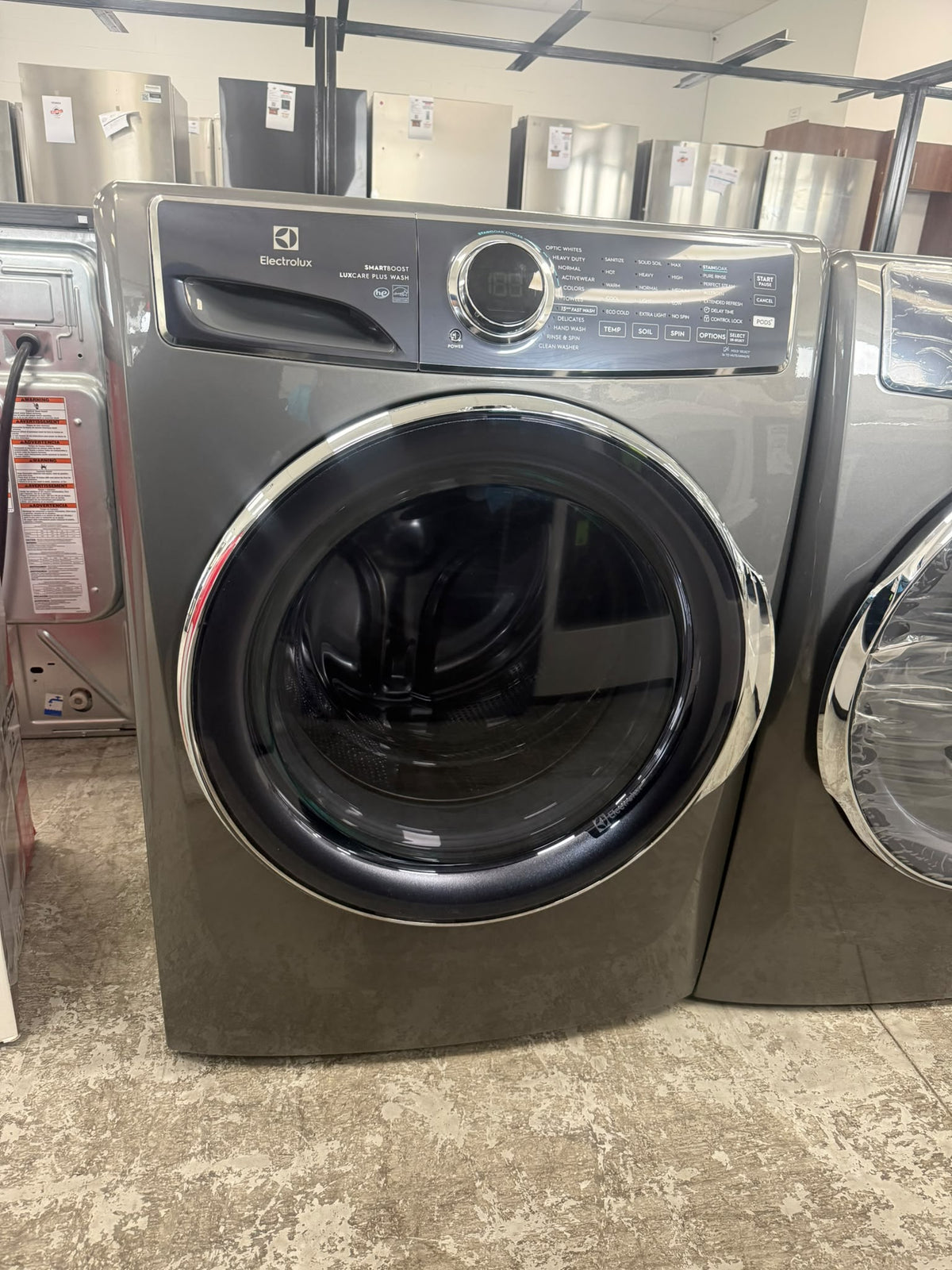 ELFW7637AT - WASHERS - Electrolux - Front Loading - Titanium - Open Box