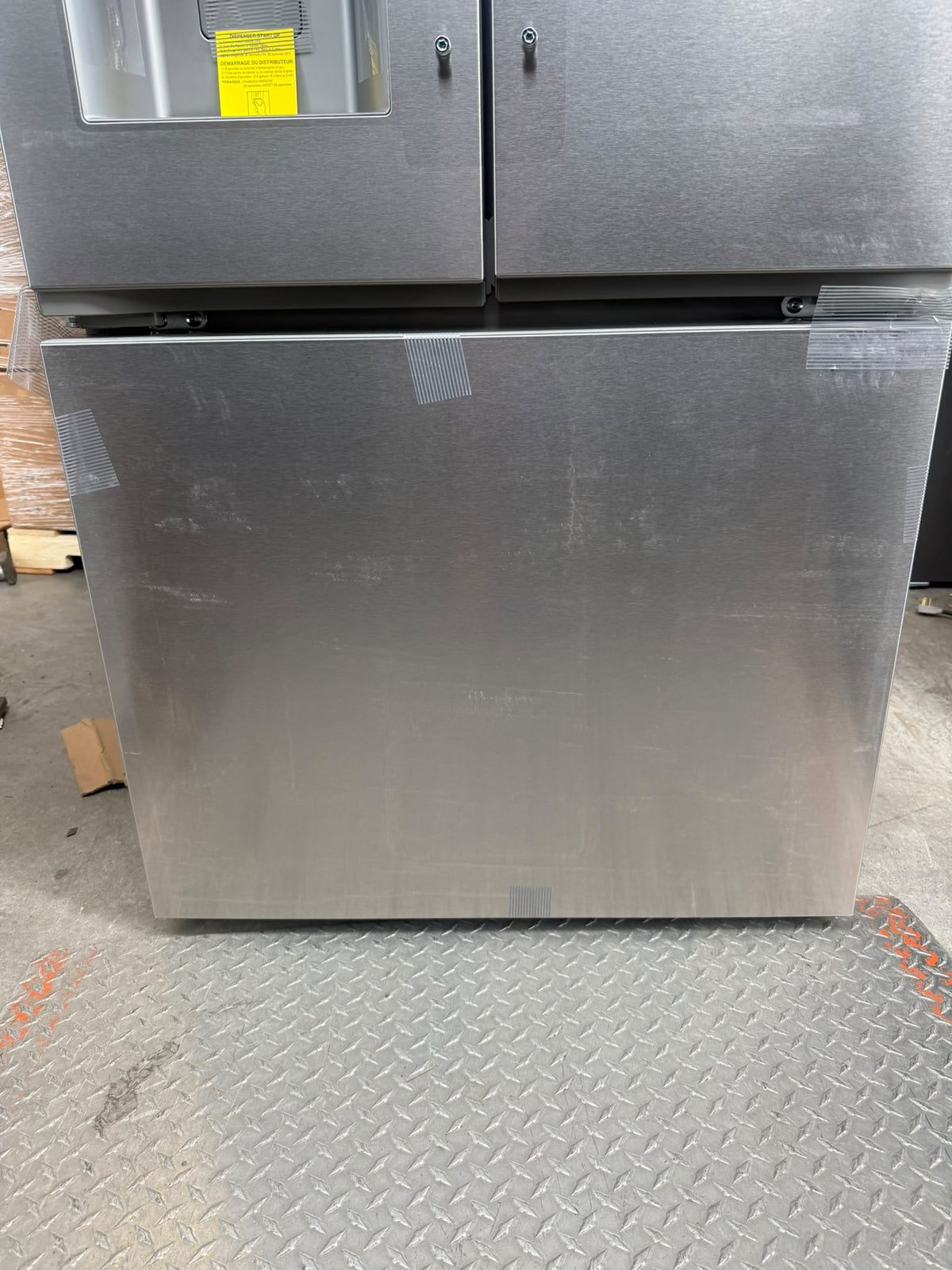 LF25H6330S - REFRIGERATORS - LG - French 3-Door - Stainless Steel - Open Box