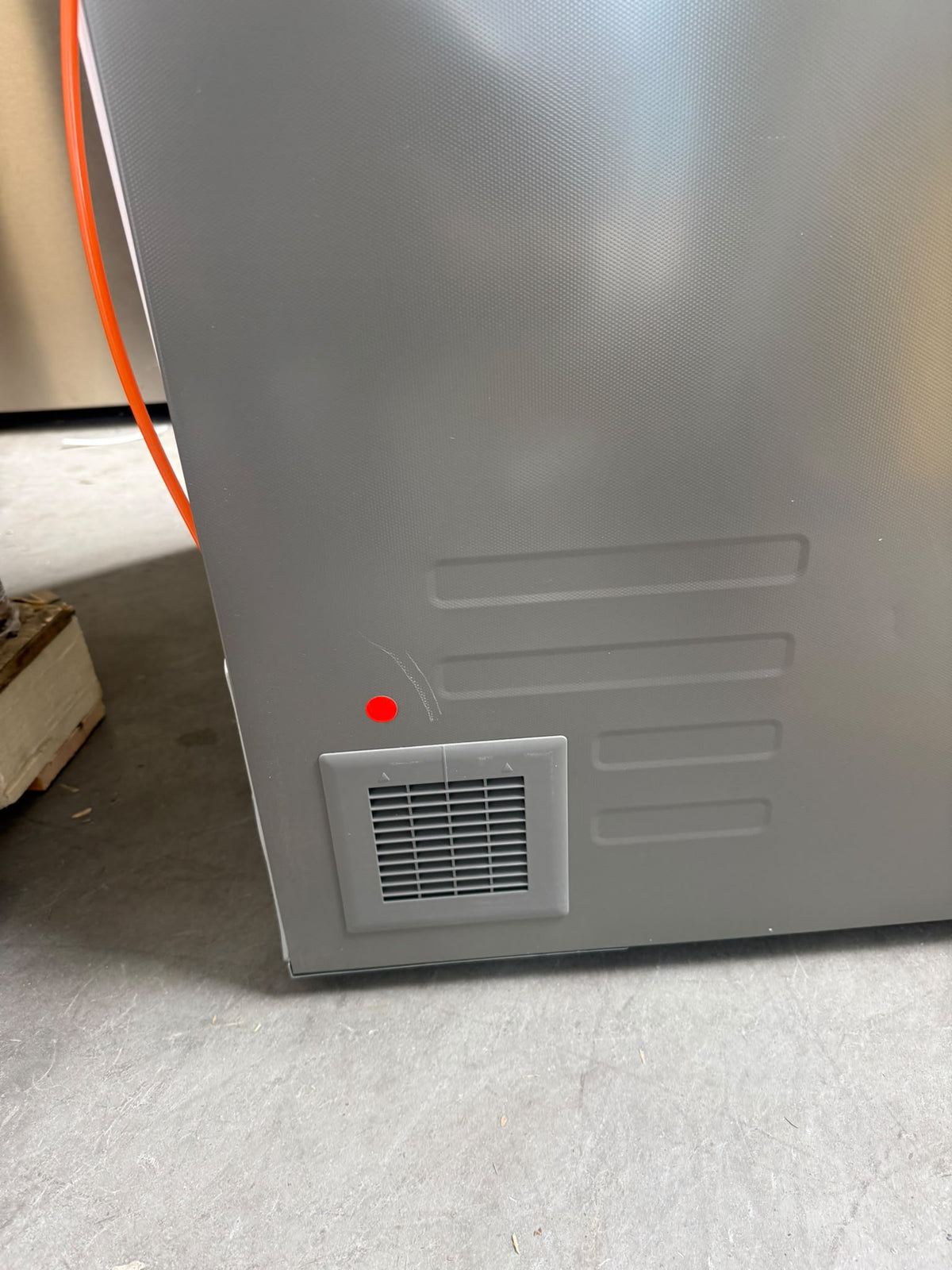 LF25H6330S - REFRIGERATORS - LG - French 3-Door - Stainless Steel - Open Box