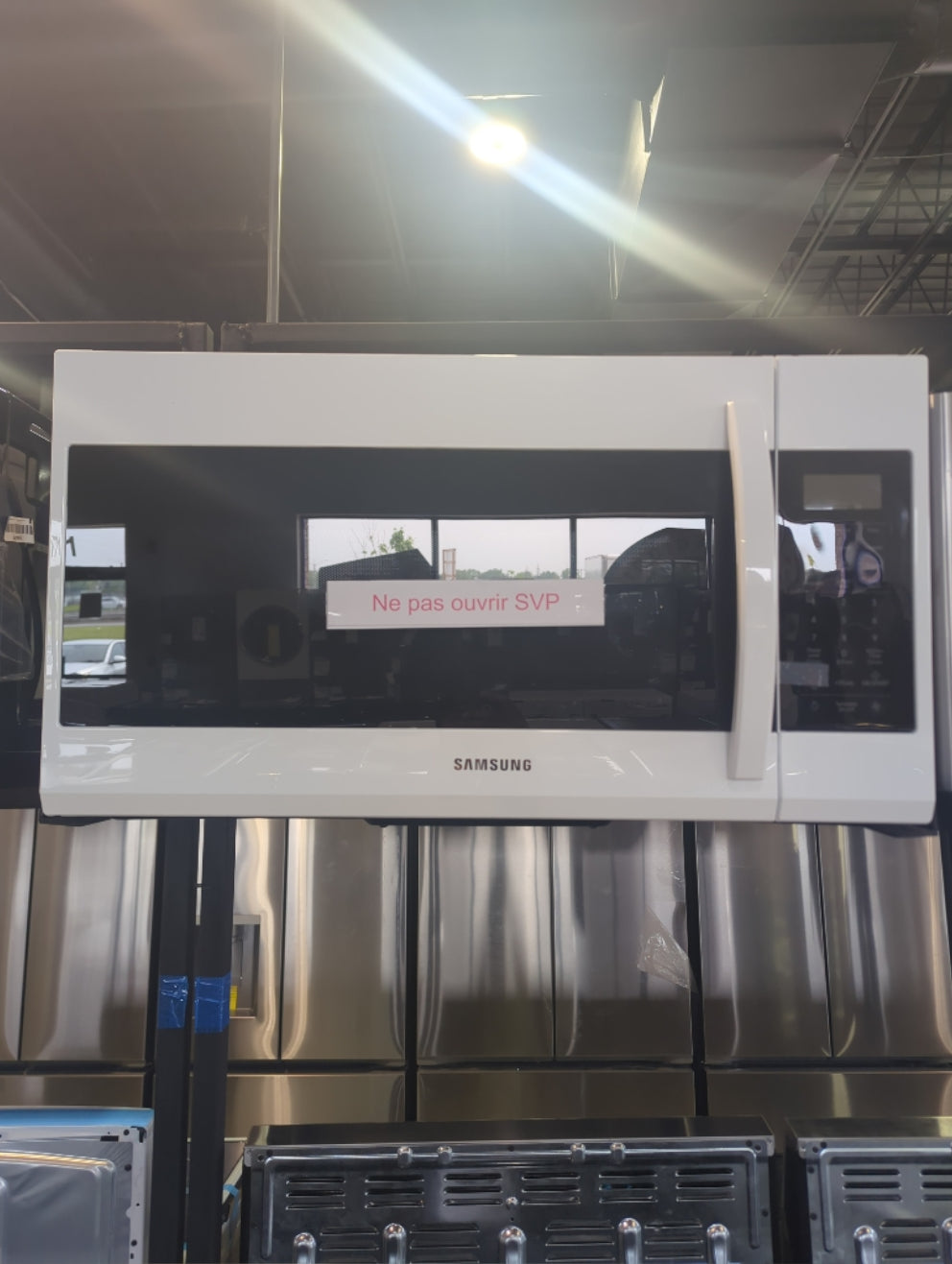 ME19R7041FW - MICROWAVES OVENS - Samsung - Over-The-Range - White - Open Box