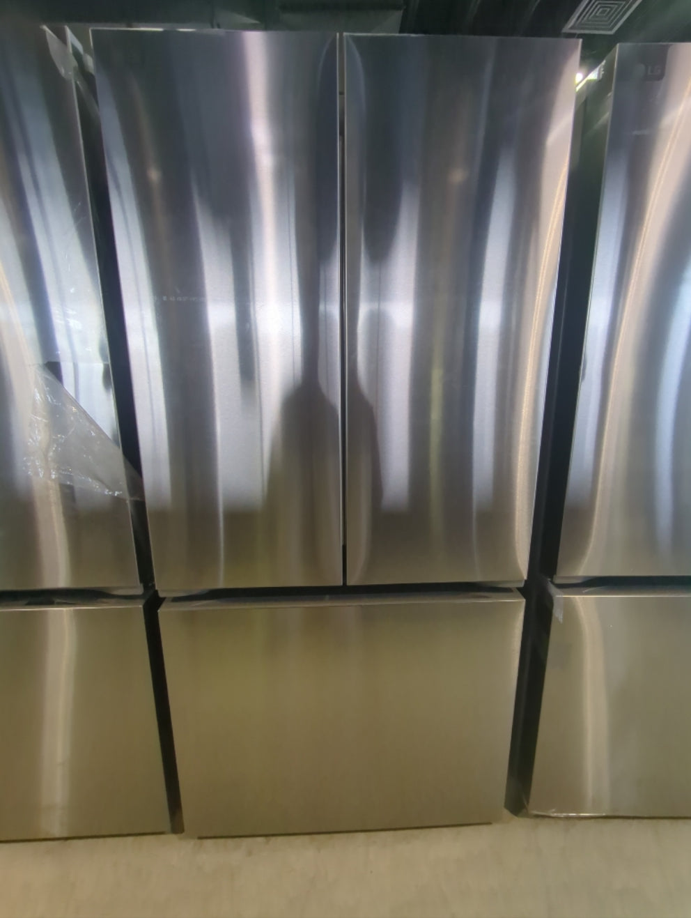 LF25S6200S - REFRIGERATORS - LG - French 3-Door - Stainless Steel - Open Box