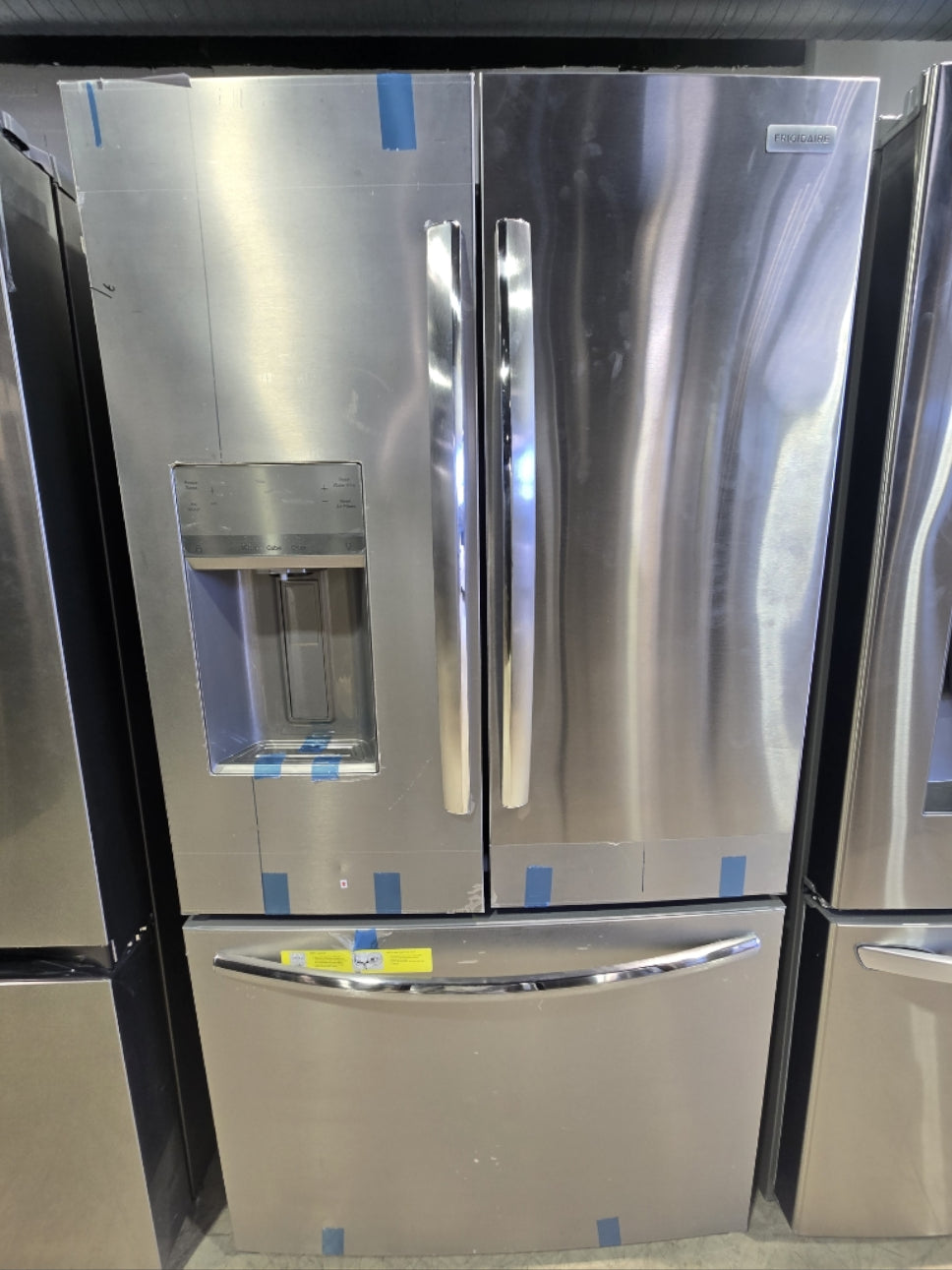 FRFS2823AS - REFRIGERATORS - Frigidaire - French 3-Door - Stainless Steel - Open Box