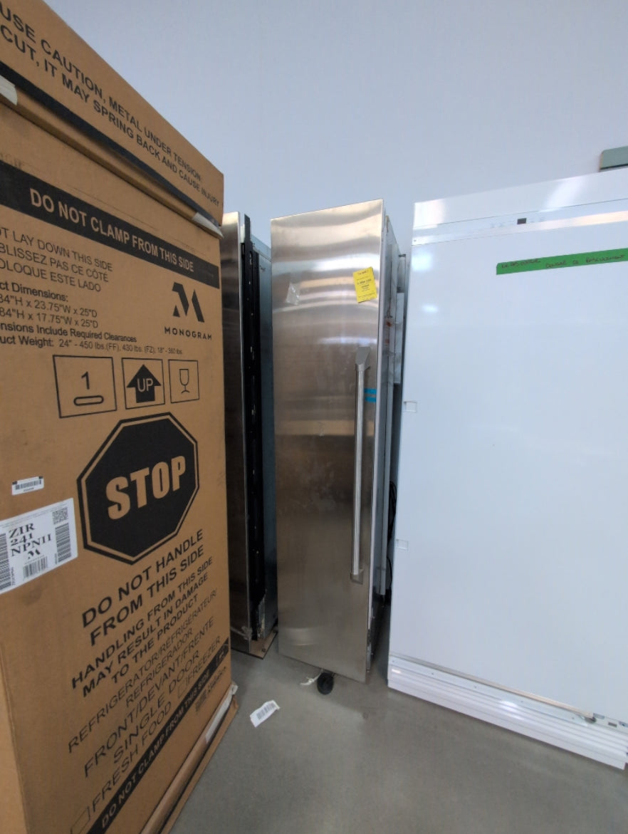 ZIF180NPKII - FREEZERS - Monogram - Panel Ready - Open Box - BonPrix Électroménagers
