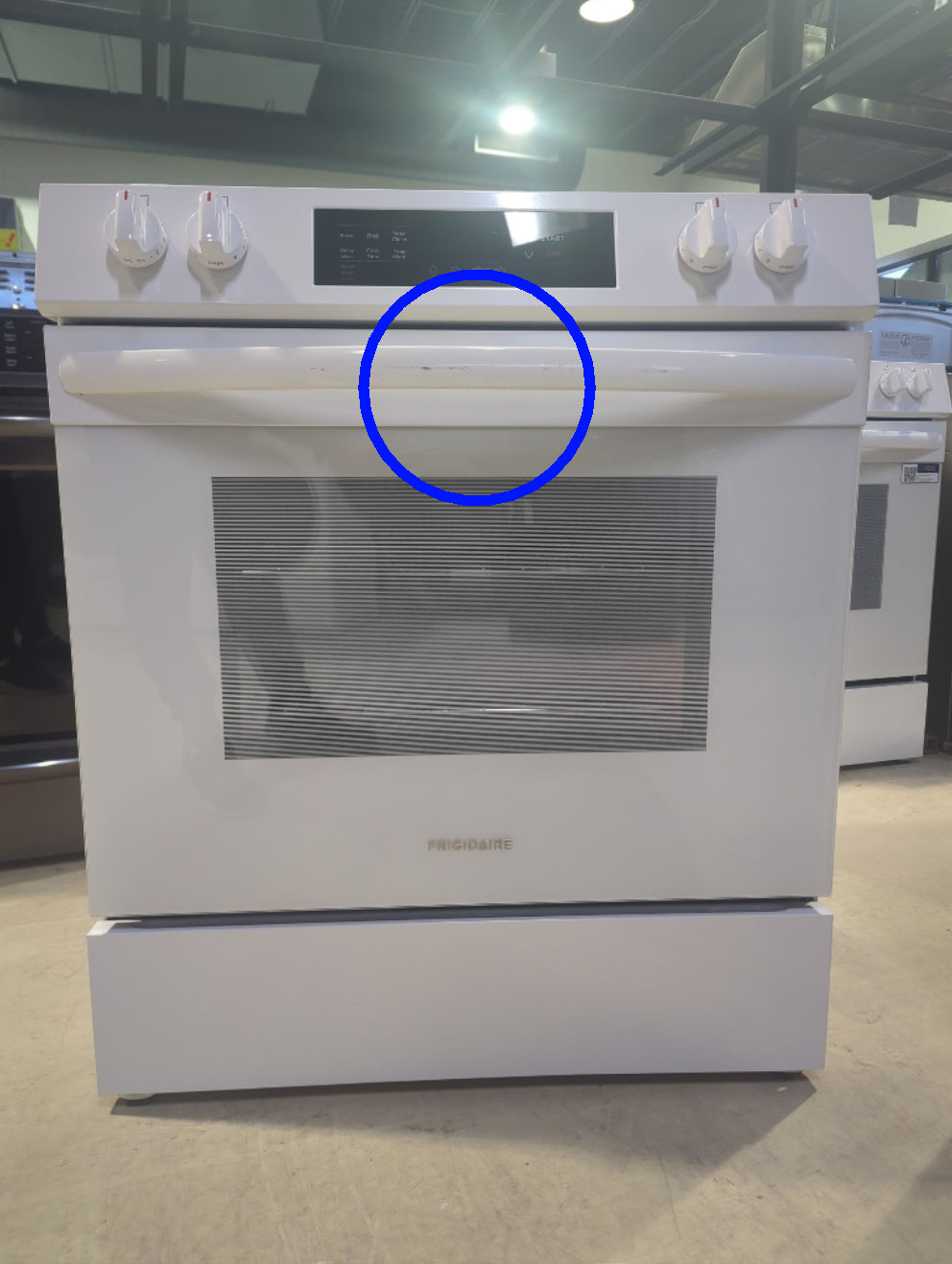 FCFE306CAW - RANGES - Frigidaire - Electric - White - Open Box - BonPrix Électroménagers