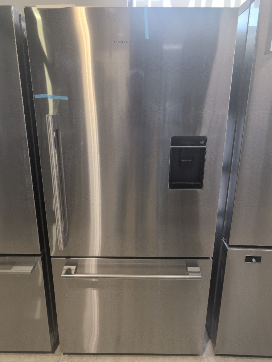 RF170WRHUX1 - REFRIGERATORS - Fisher & Paykel - Top Freezer - Stainless Steel - Open Box