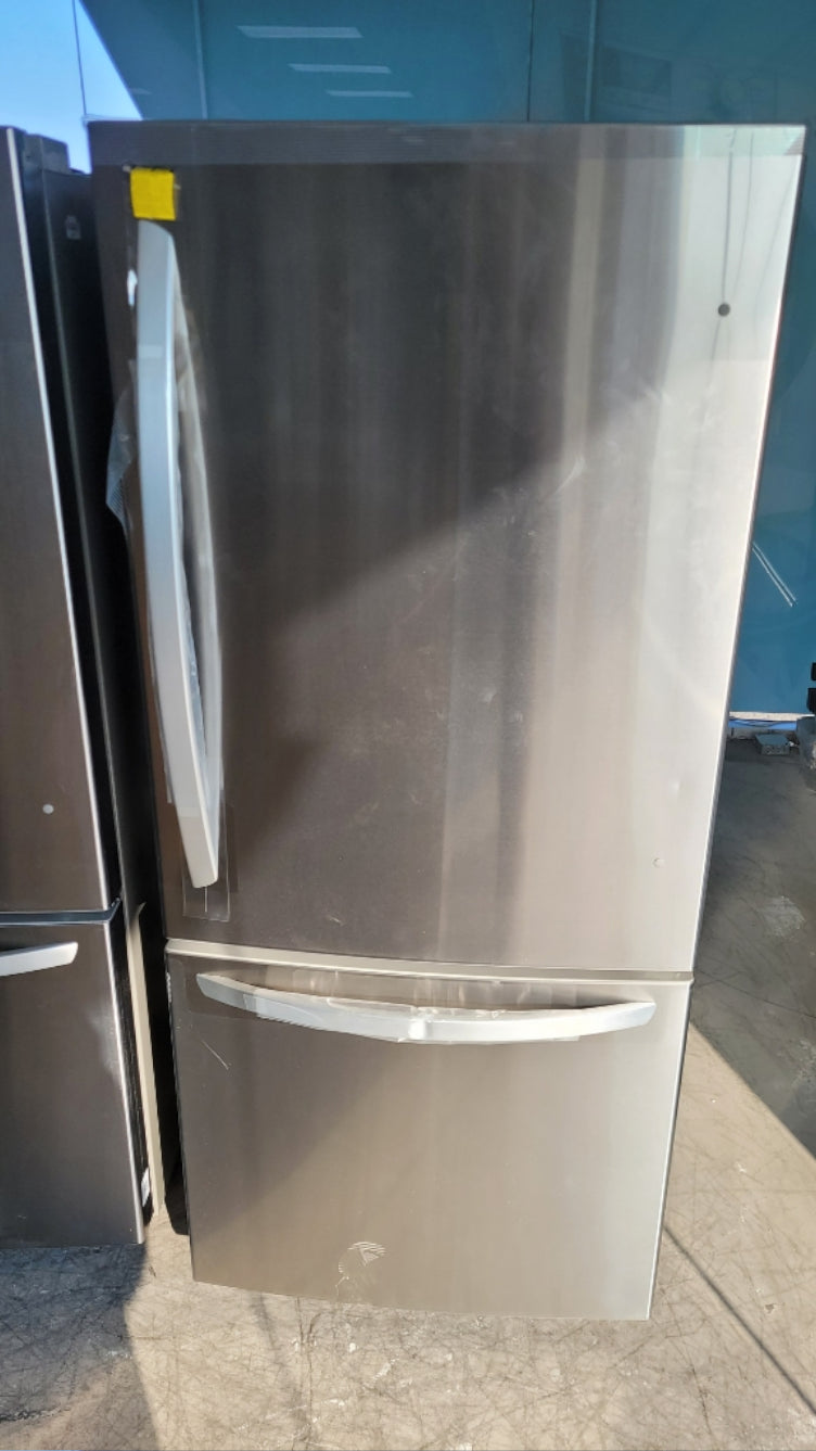 LRDNS2200S - REFRIGERATORS - LG - Bottom Freezer - Stainless Steel - Open Box