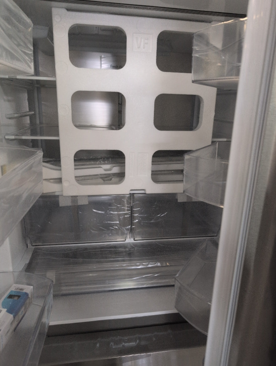 LRFLS3206S - REFRIGERATORS - LG - French 3-Door - Stainless Steel - Open Box - BonPrix Électroménagers