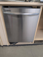 DW80CG4021SR - DISHWASHERS - Samsung - Top Controls - Stainless Steel - Open Box - BonPrix Électroménagers