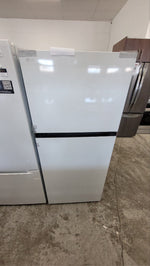 LT18S2100W - REFRIGERATORS - LG - Top Freezer - White - Open Box
