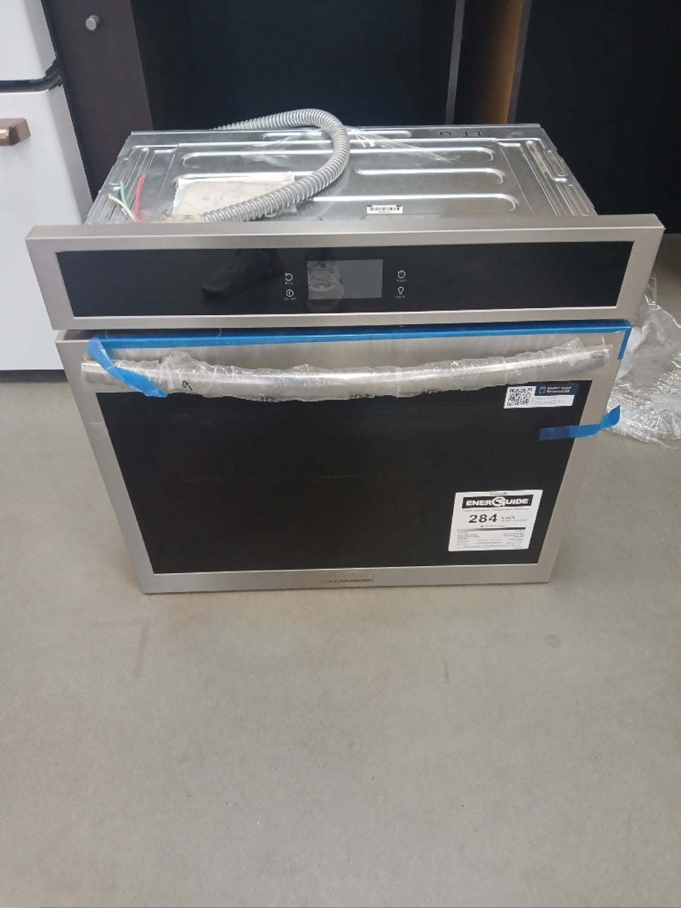 GCWS3070AF - WALL OVENS - Frigidaire Gallery - Single Oven - Stainless Steel - Open Box - BonPrix Électroménagers