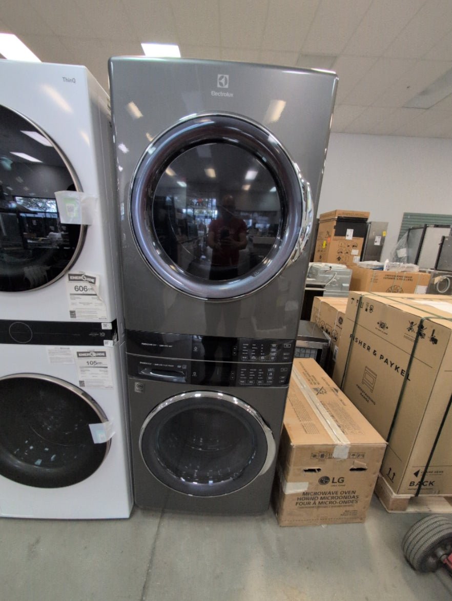 ELTE760CAT - LAUNDRY CENTERS - Electrolux - Stacked Washer/Dryer - Electric - Titanium - Open Box - BonPrix Électroménagers