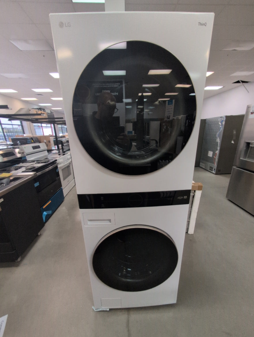 WKE100HWA - LAUNDRY CENTERS - LG - Stacked Washer/Dryer - Electric - White - Open Box - BonPrix Électroménagers