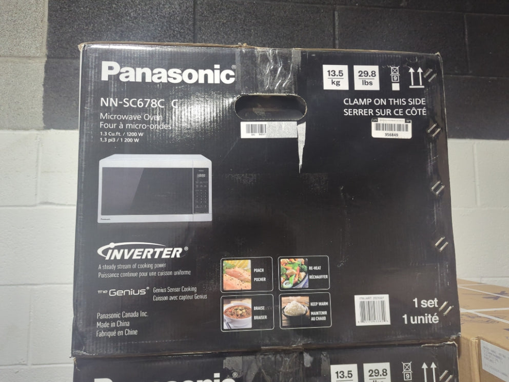 NNSC678CC - FOURS À MICRO-ONDES - Panasonic - Comptoir - Acier inoxydable - Boîte Ouverte