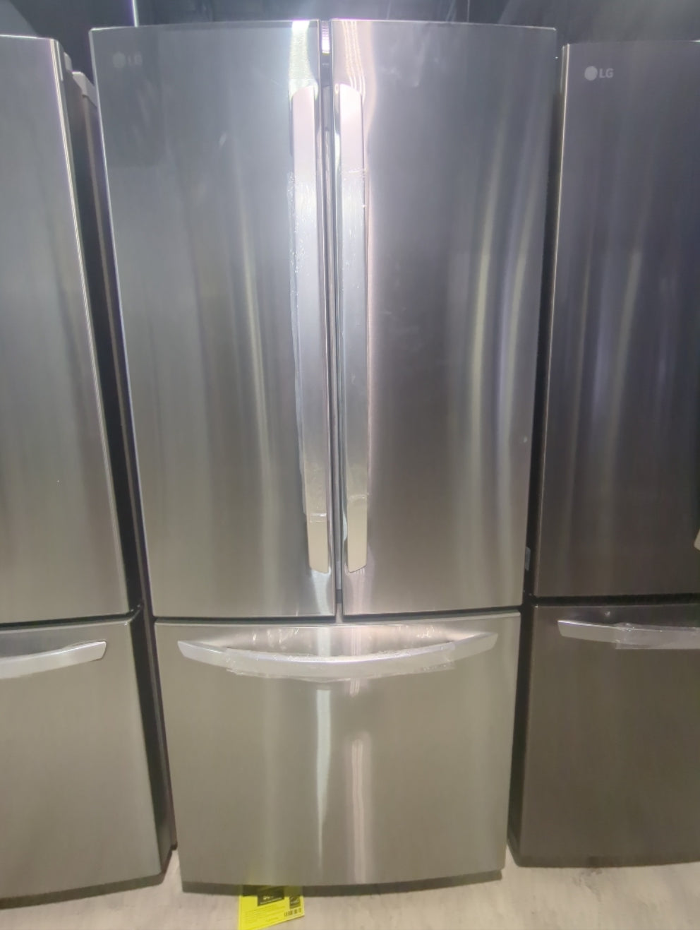 LRFNS2200S - REFRIGERATORS - LG - French 3-Door - Stainless Steel - Open Box