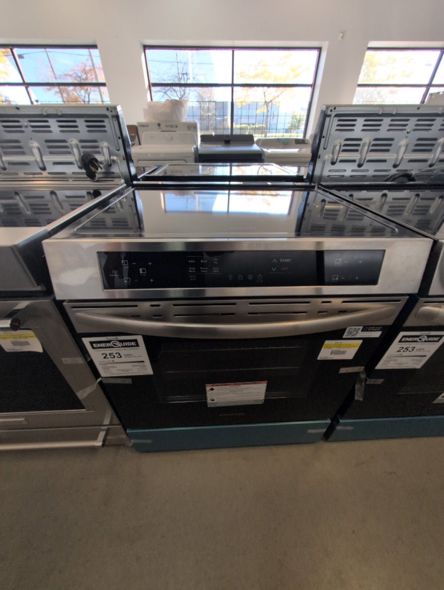 FCFI308CBS - RANGES - Frigidaire - Electric - Stainless Steel - Open Box - BonPrix Électroménagers