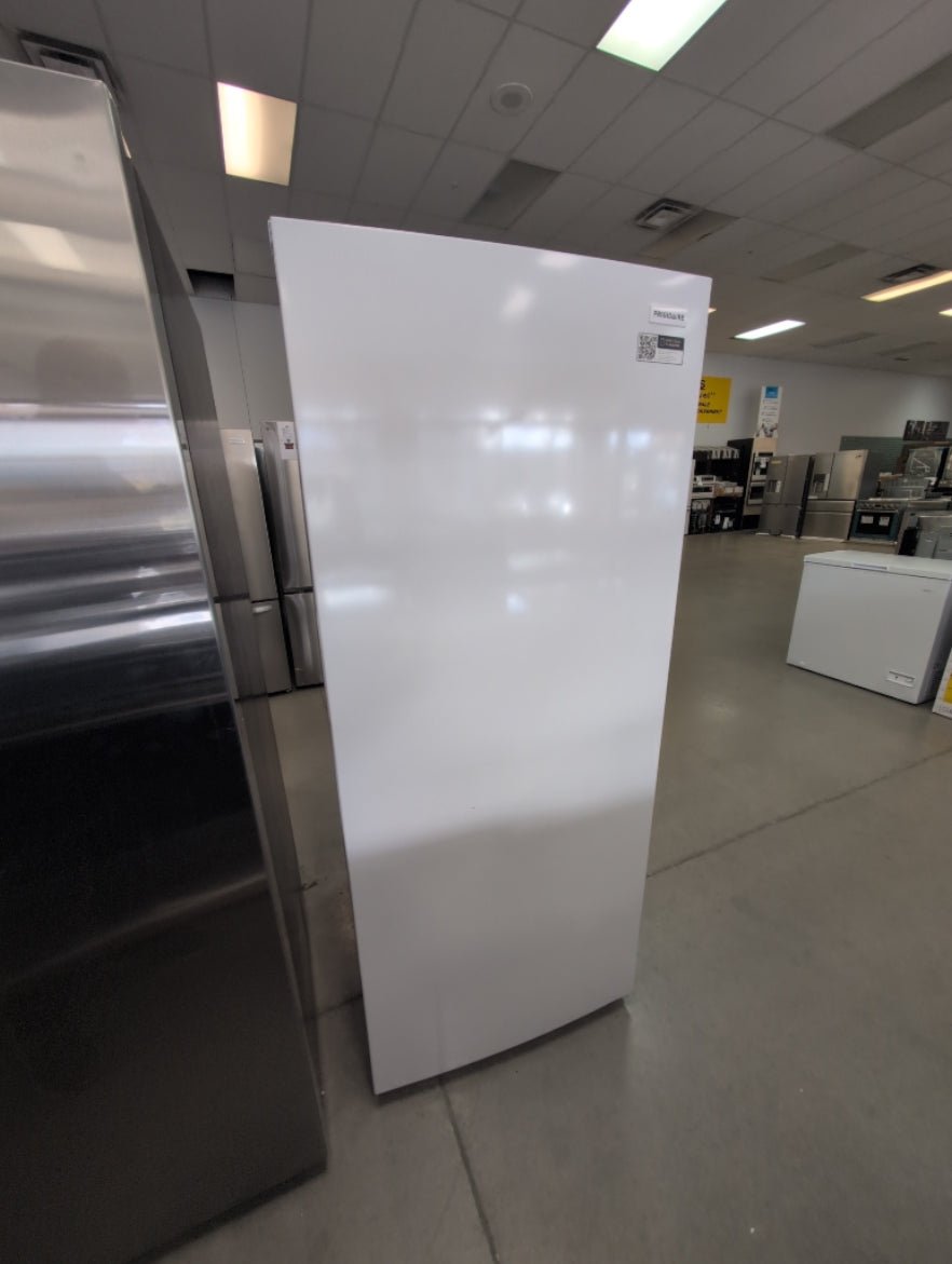 FFUE1626AW - FREEZERS - Frigidaire - White - Open Box - BonPrix Électroménagers